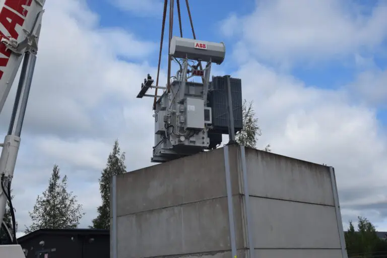 Uusi muuntaja Keravan Biovoimalaitoksella