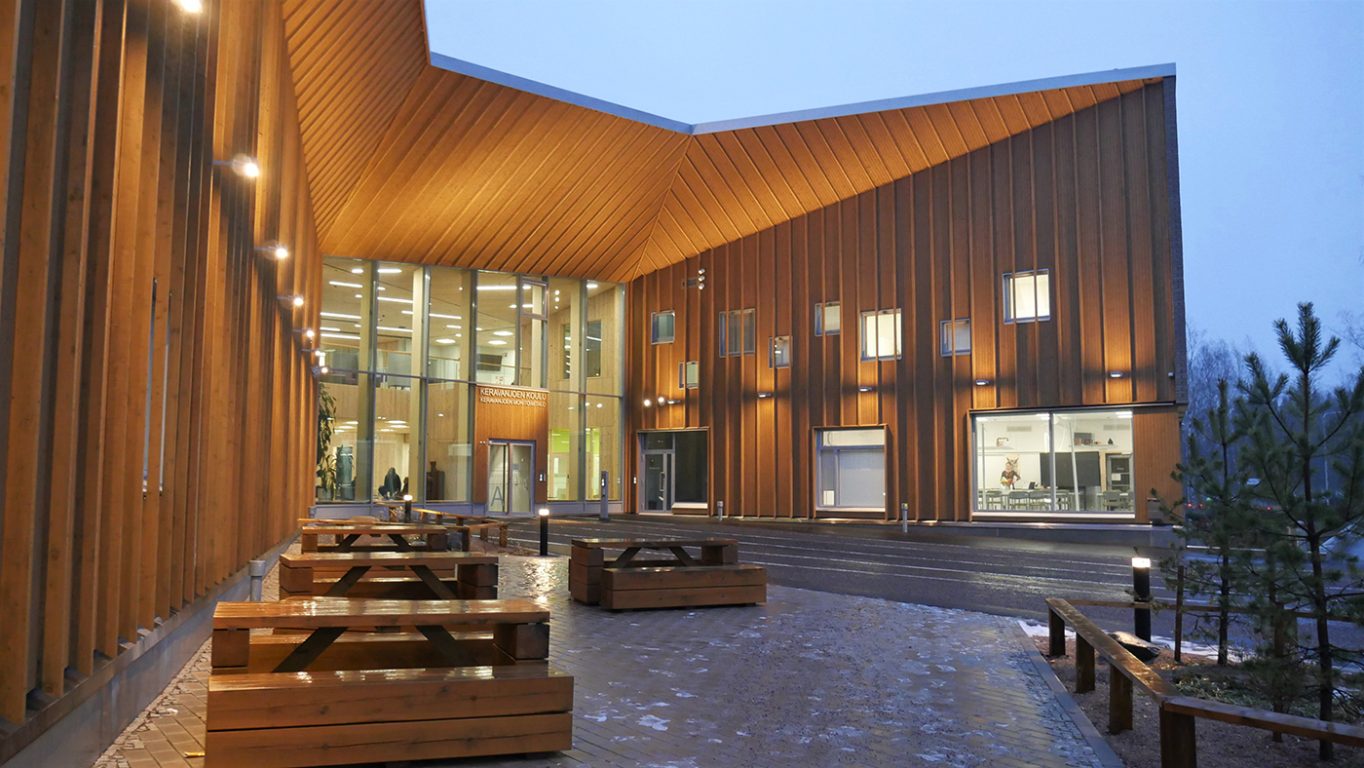 Keravanjoen koulu referenssinä