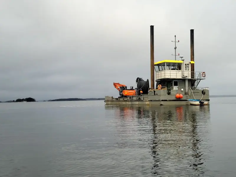 Merikaapelointi ansiosta vahva sähköverkko myös saaristoon