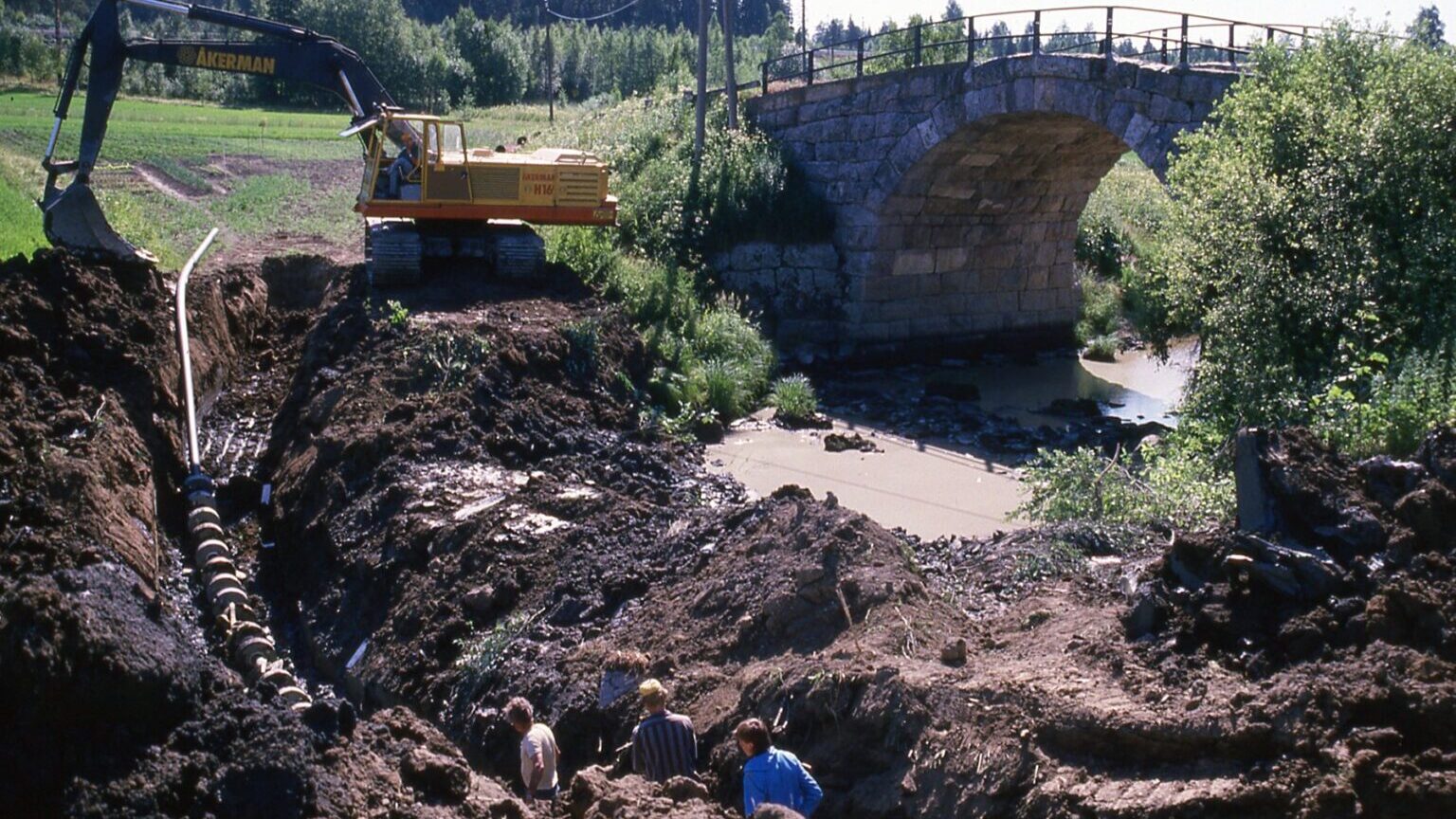 Rakennustöitä Keravan sillalla 1980-luvulla